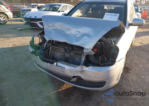 2010 Hyundai Accent Gs из США, поврежденный, VIN KMHCM3AC8AU167840